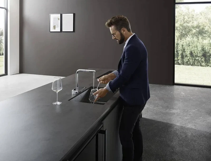 Смеситель для кухни Hansgrohe Aquno Select M81 73830000 Хром латунь