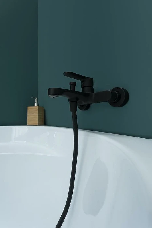 Смеситель для ванны Aquanet Passion AF300-20B 243295 Черный латунь на стену