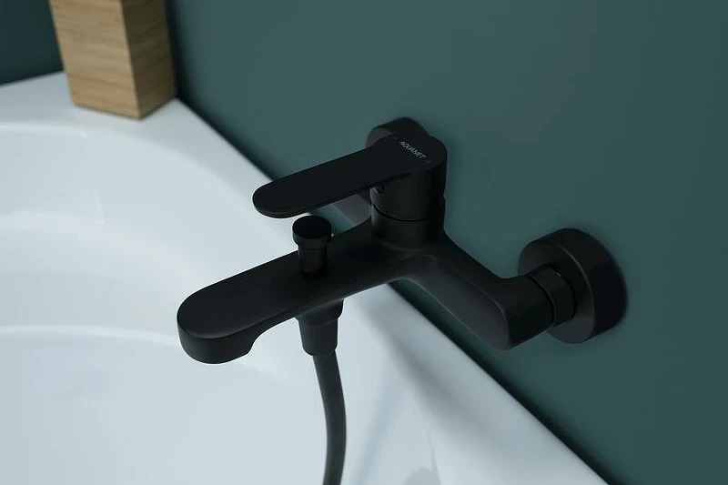 Смеситель для ванны Aquanet Passion AF300-20B 243295 Черный латунь на стену