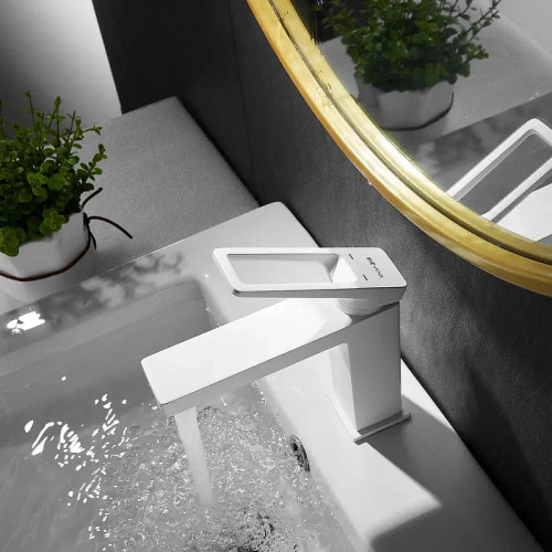 Смеситель для раковины Shevanik S6801C цвет Белый