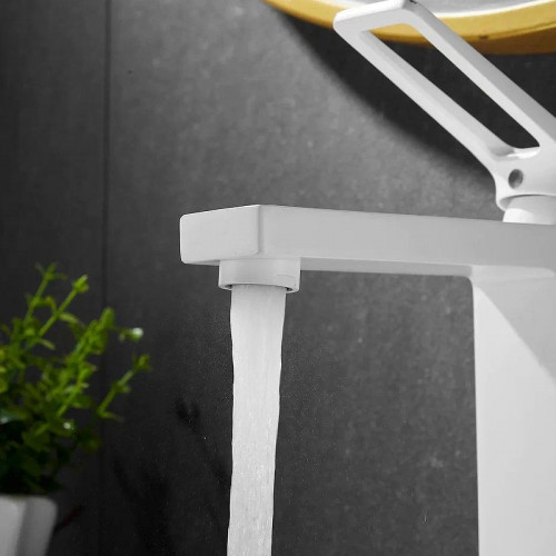 Смеситель для раковины Shevanik S6801C цвет Белый