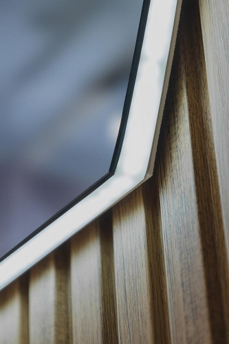 Зеркало Abber Teil 69 R AG6504SR с подсветкой с бесконтактным выключателем и диммером