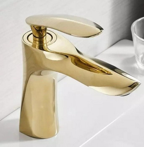 Смеситель для раковины Grocenberg GB2001GO Золото