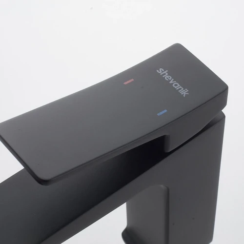 Смеситель для раковины Shevanik S4401H цвет Черный