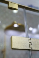 Душевая дверь Cezares Bellagio 120 BELLAGIO-B-12-120-C-BORO профиль Золото брашированное стекло прозрачное