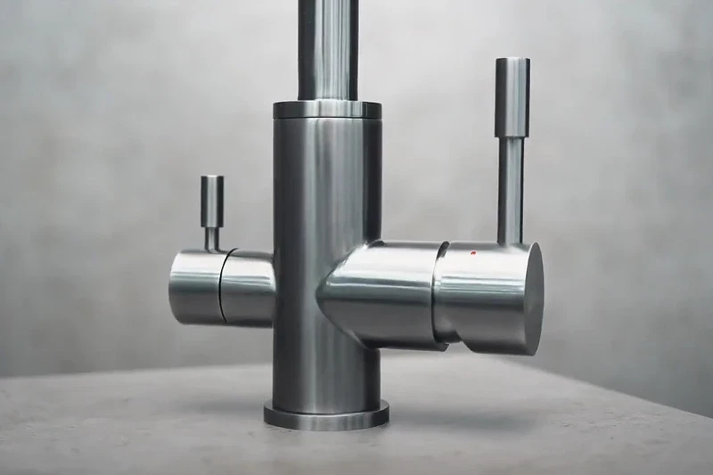 Смеситель для кухни Lemark Expert LM5061GMN Графит нержавеющая сталь