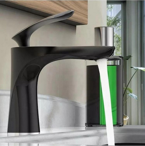 Смеситель для раковины Grocenberg GB2001BL Черный матовый