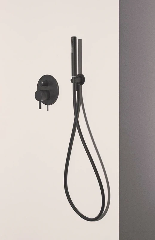 Душевая система Ideal Standard Ceraline BD192XG Черная матовая латунь встраиваемый