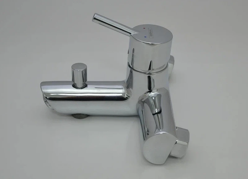 Смеситель для ванны Hansgrohe Talis S 72400000 Хром латунь на стену