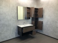 Зеркало со шкафом Comforty Франкфурт 90 00004150529 Дуб шоколадно-коричневый Черное матовое МДФ / ЛДСП, стекло