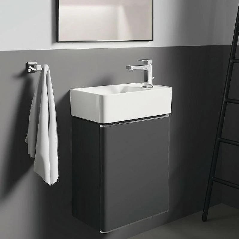 Двойной крючок Ideal Standard IOM Square E2193AA Хром