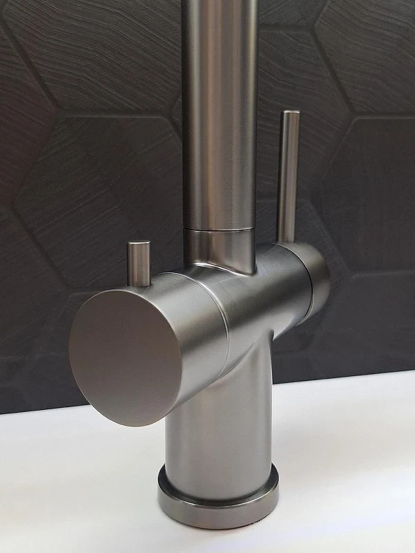 Смеситель для кухни AltroBagno Flusso 050203 GM цвет Оружейная сталь