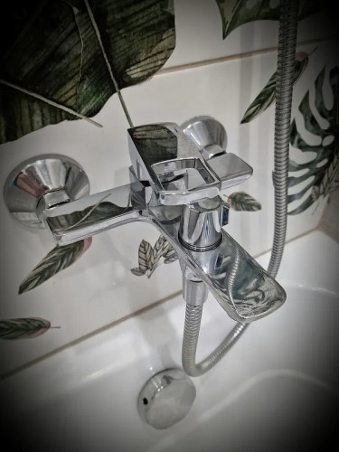 Смеситель для ванны Haiba HB60176 Хром на стену