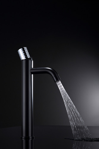 Смеситель для раковины Boheme Stick 122-BCR Черный Хром латунь