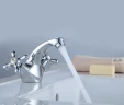 Смеситель для раковины Rossinka H02-61 Хром
