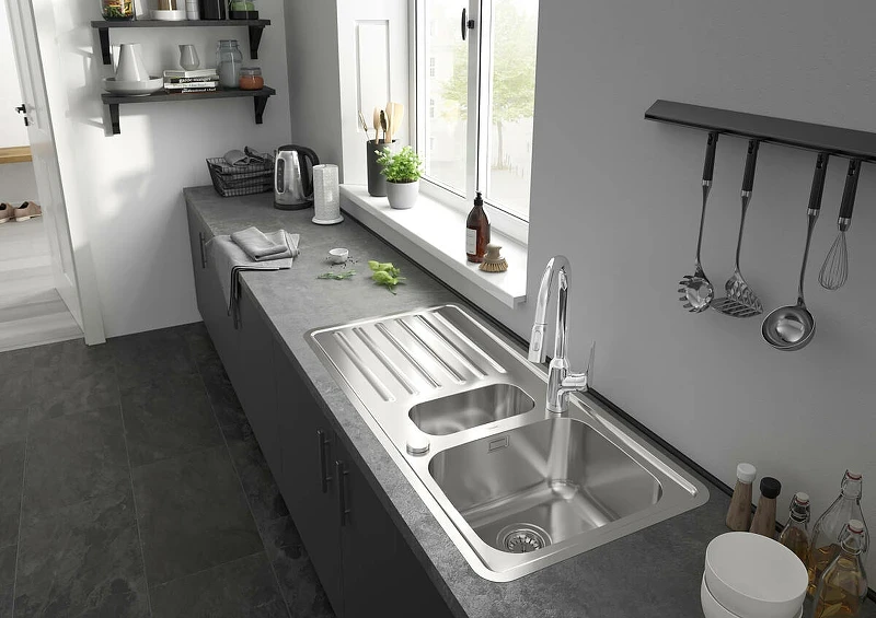 Смеситель для кухни Hansgrohe Focus M42 71800000 Хром латунь