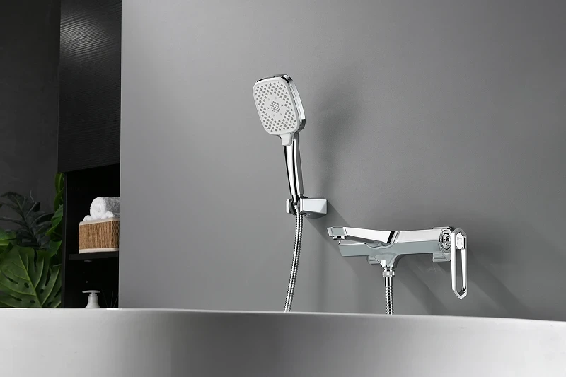 Смеситель для ванны Lemark Prizma LM3914C Хром латунь на стену