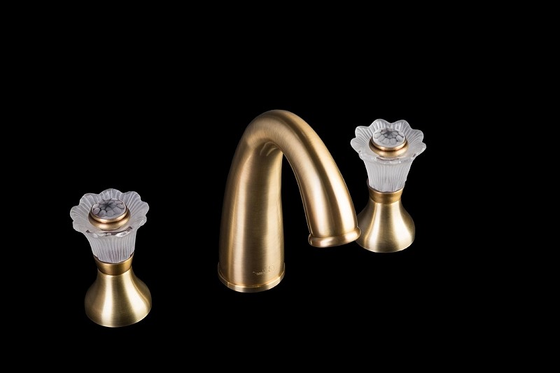 Смеситель для раковины Boheme Camelia 317