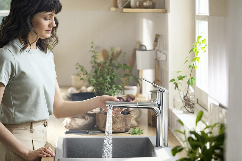 Смеситель для кухни Hansgrohe Zesis M33 74804000 Хром латунь