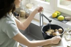 Смеситель для кухни Hansgrohe Zesis M33 74804000 Хром латунь