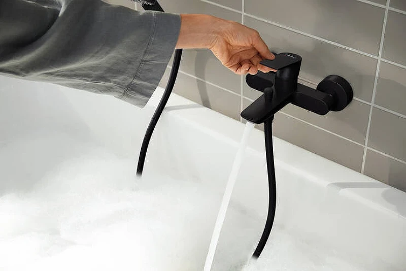 Смеситель для ванны Hansgrohe Rebris E 72450670 Черный матовый латунь на стену