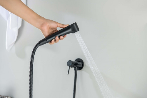 Гигиенический душ со смесителем Aquatek Европа AQ1020MB цвет Черный матовый