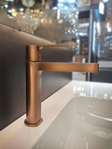 Смеситель для раковины AltroBagno Unione 0138 BC цвет Медь матовая