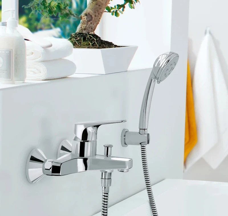 Смеситель для ванны Grohe Bauflow 23601000 Хром латунь на стену