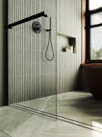 Душевая перегородка Maybah Glass MGD-720-6ш 690x1950 в широком профиле Черный стекло прозрачное