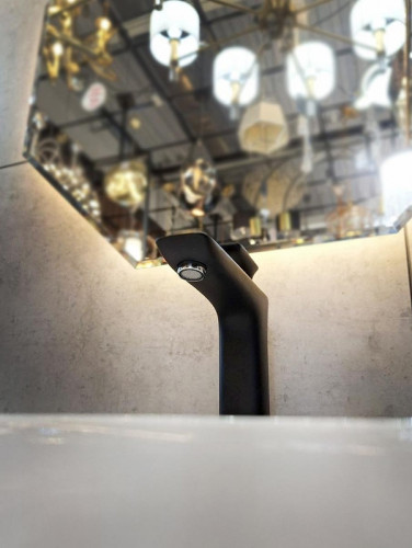 Смеситель для раковины AltroBagno Aperto 010208 NeOp цвет Черный матовый