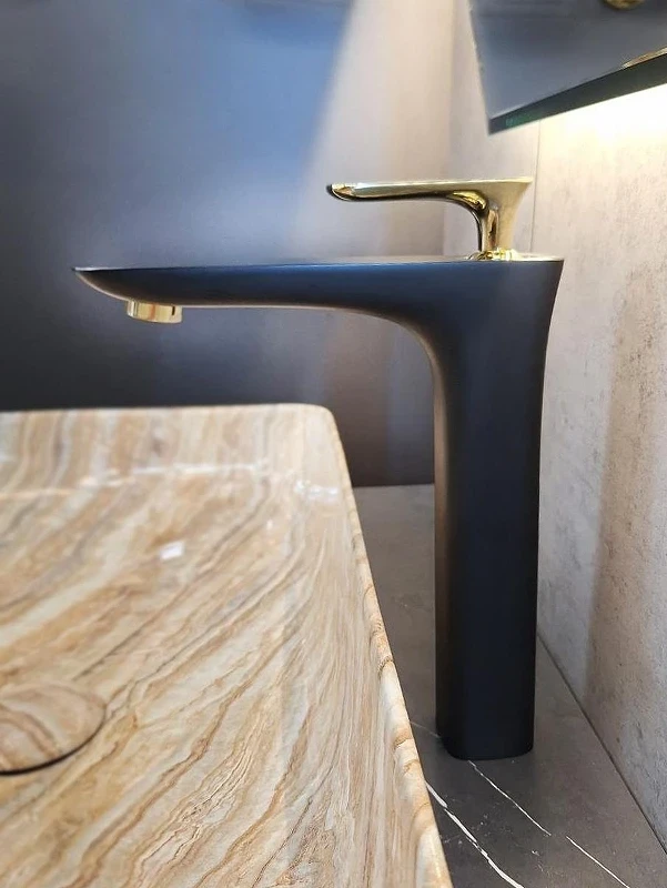 Смеситель для раковины AltroBagno Aperto 010211 NeOr цвет Черный Золото