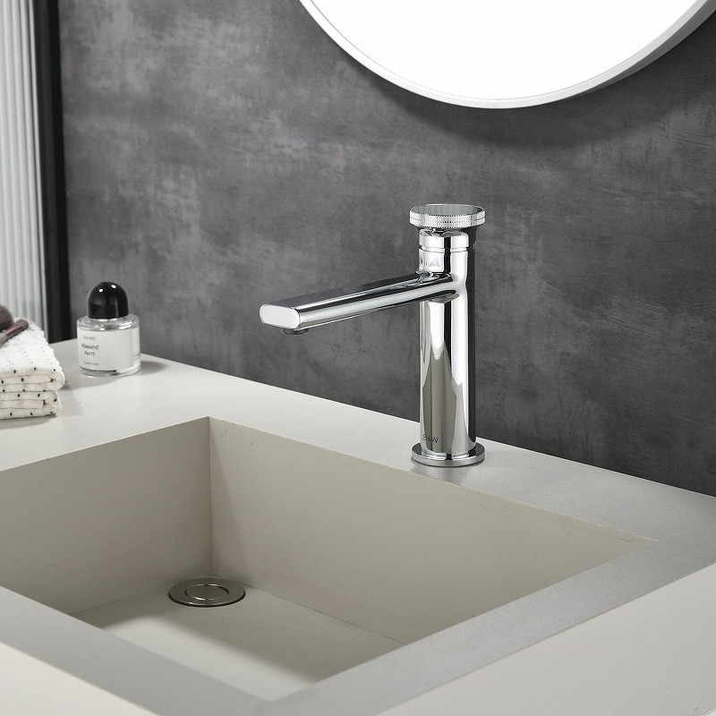 Смеситель для раковины Black&White Gravity GF-7107-С 7107C цвет Хром