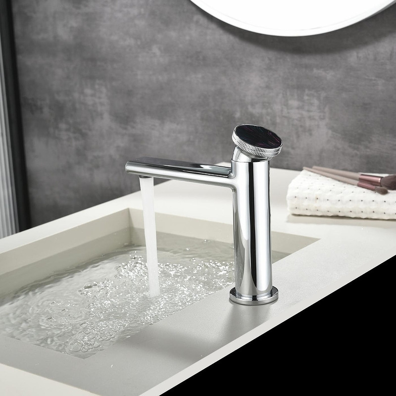 Смеситель для раковины Black&White Gravity GF-7107-С 7107C цвет Хром
