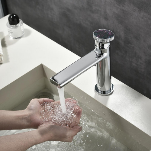 Смеситель для раковины Black&amp;White Gravity GF-7107-С 7107C цвет Хром