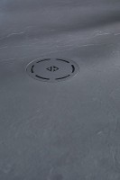 Душевой поддон из материала Neoroc Jacob Delafon Singulier 90x90 E67033-NAD Серый сланец