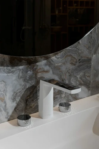 Смеситель для раковины Boheme Venturo 150-WCR-DIAMOND Белый Хром латунь