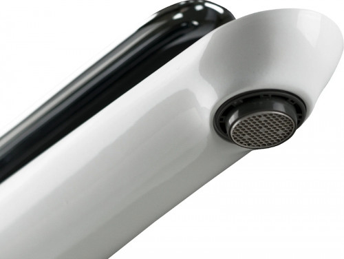 Смеситель для раковины Lemark Melange LM4909CW Белый Хром латунь