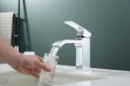 Смеситель для раковины Raglo R02.10 Хром