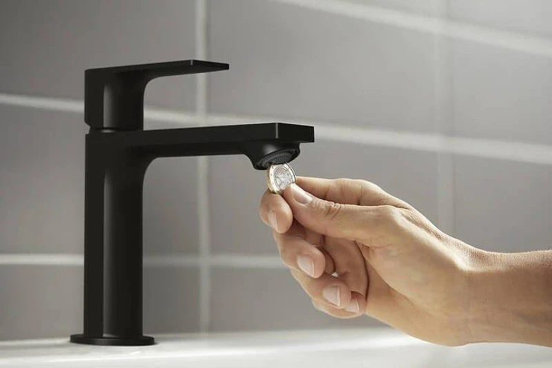 Смеситель для раковины Hansgrohe Rebris E 72589670 цвет Черный матовый