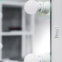 Зеркало Континент Бриджит 600х800 ЗГП03 гримерное с подсветкой с механическим выключателем стекло