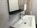 Зеркальный шкаф Comforty Страсбург 90 00-00006573 Дуб дымчатый МДФ / ЛДСП, стекло