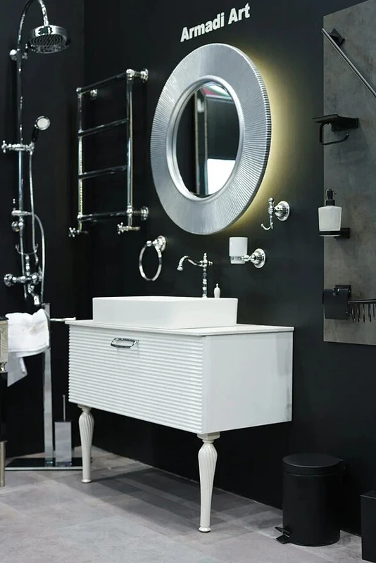 Зеркало Boheme Armadi Art Shine 82 528-W Light с подсветкой Белое стекло