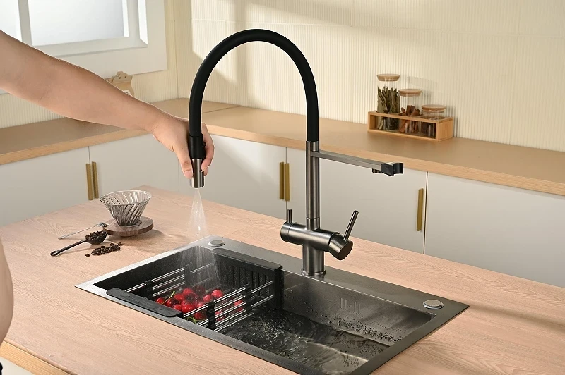 Смеситель для кухни Vincea VKF-120GM цвет Вороненая сталь