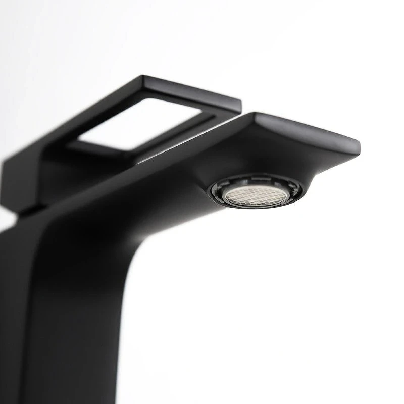 Смеситель для раковины BelBagno Luce LUC-LVM-NERO Черный матовый латунь