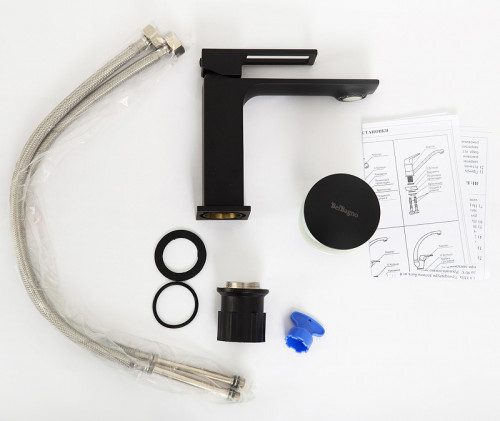 Смеситель для раковины BelBagno Luce LUC-LVM-NERO Черный матовый латунь