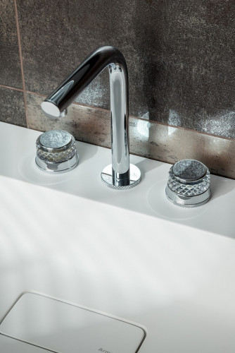 Смеситель для раковины Boheme Aura 152-CR-A Хром латунь