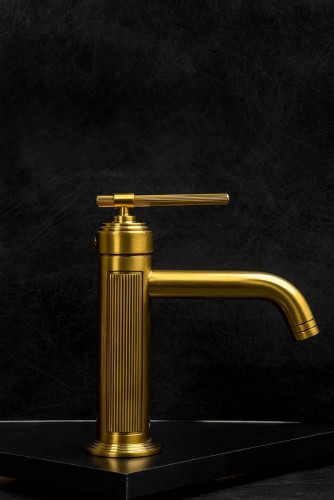 Смеситель для раковины Boheme Eterna 175-GM цвет Оружейная сталь