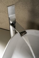 Смеситель для раковины Bossini Apice E89602.073 Черный матовый латунь