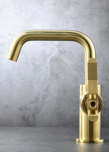 Смеситель для раковины Bronze de Luxe 1760'S 1178CG Золото матовое латунь