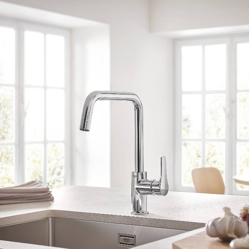 Смеситель для кухни Grohe Eurosmart 30567000 Хром латунь